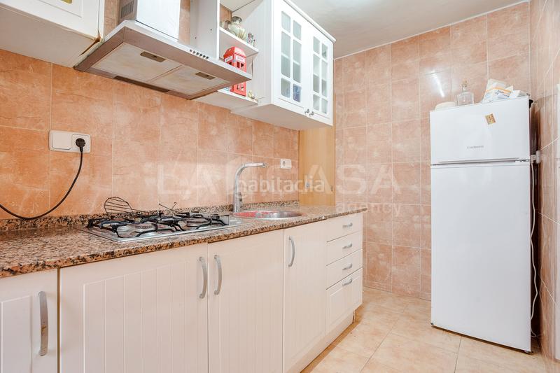 Foto e6ab4957-0c56-499a-989f-6c41e51b81cf. Appartement dans El Besòs Sant Adrià de Besòs