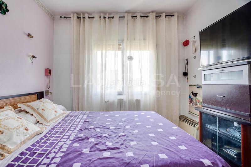 Foto 4978d3af-4556-4984-ae3e-3acd780288b1. Piso en El Besòs Sant Adrià de Besòs