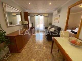 Appartement  Carrer de ruperto chapí. Luminoso con terraza de 50 m