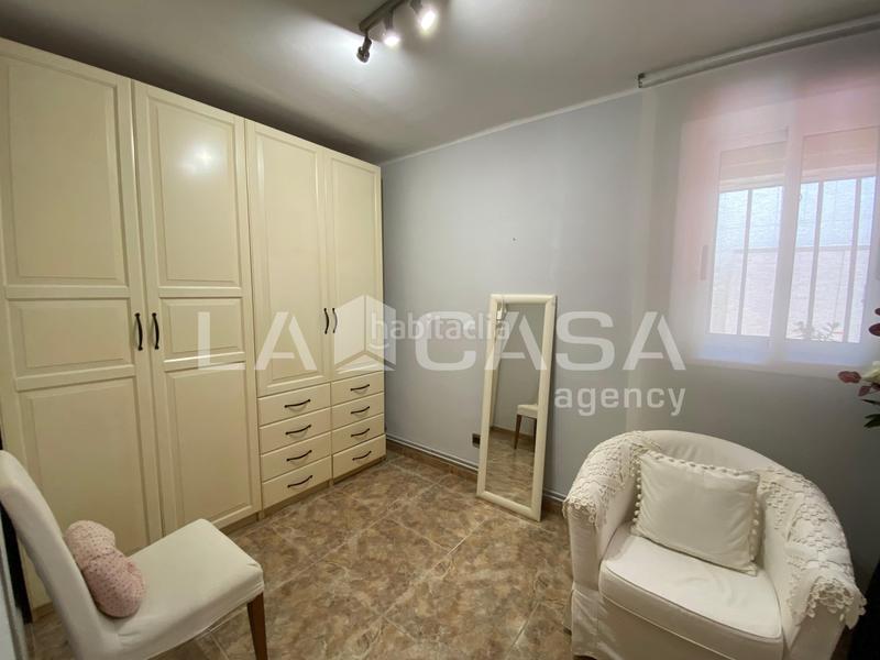 Foto 5b07f84b-e4f2-460d-973e-4d0efddd3be6. Piso luminoso con terraza de 50 m en Fondo Santa Coloma de Gramenet