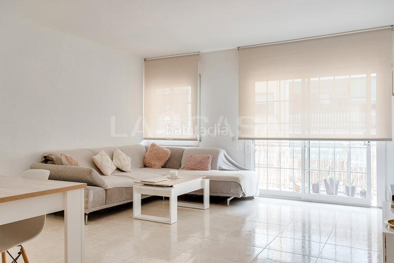 Foto 004409d2-6b98-4e08-8379-18b7791f9fda. Piso luminosa con balcon en Canovelles