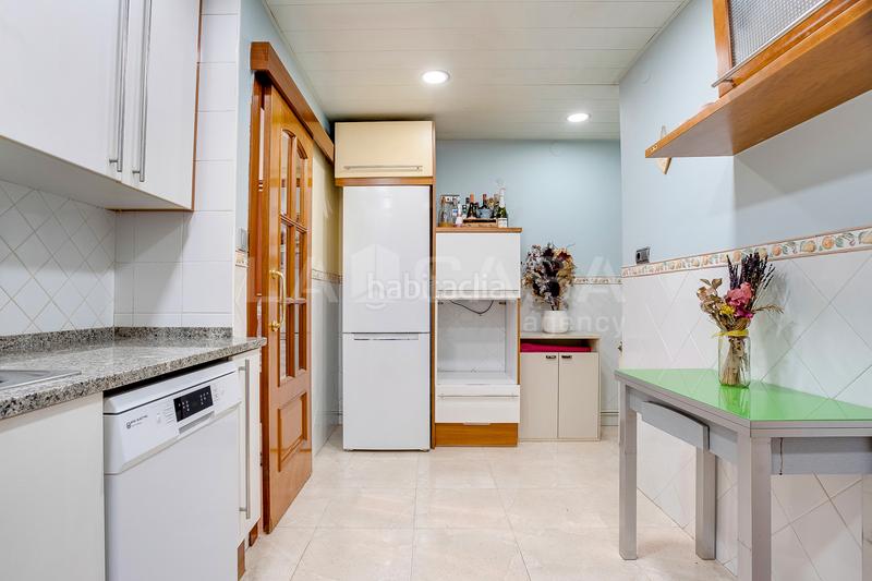 Foto 060841ee-7a78-4ac7-b21e-be677837e49e. Piso luminosa con balcon en Canovelles