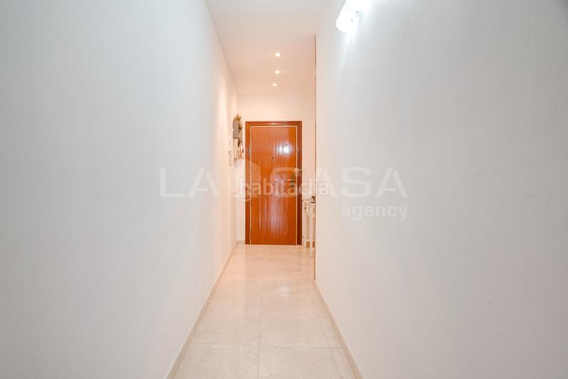 Foto 22af85af-a55b-4d46-ad11-bf916aec6dd3. Piso luminosa con balcon en Canovelles
