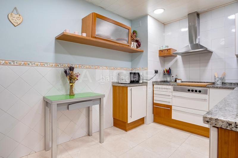 Foto 3cffb60b-48d9-4d60-b3e7-5a2a12c37480. Piso luminosa con balcon en Canovelles