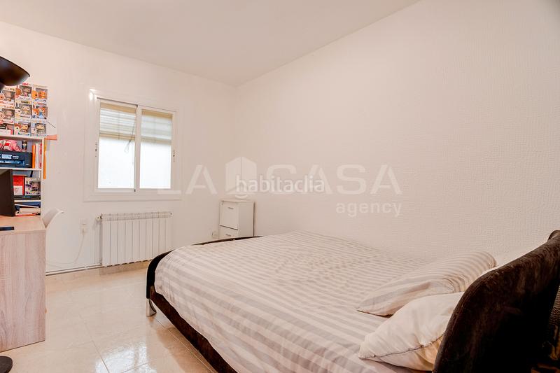 Foto a6e4c16b-b735-4fcc-ad1e-fab0605c4445. Piso luminosa con balcon en Canovelles