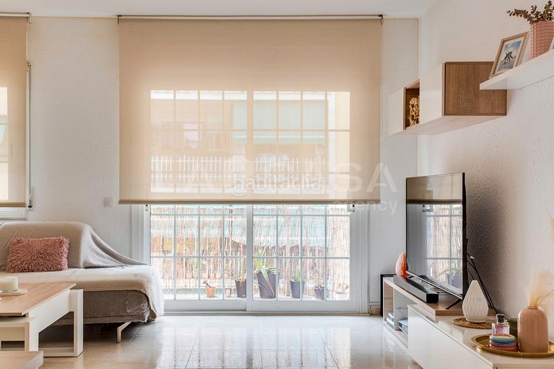 Foto fa5c6cf3-1360-40d8-8df3-c12c9b4f1190. Piso luminosa con balcon en Canovelles