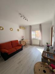 Appartement  Carrer del congost. Metro santa eulalia a 5 mint  reformado