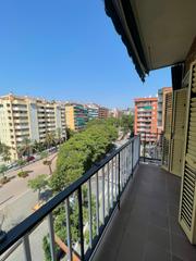 Appartement  Rambla brasil. Plaza de parking incluido  luminoso con balcon