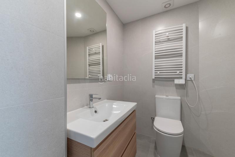 Foto 3191d2f0-ddaa-43e9-be52-109143062bef. Piso  reformado con terraza privada en El Poble Sec - Parc de Montjuïc Barcelona