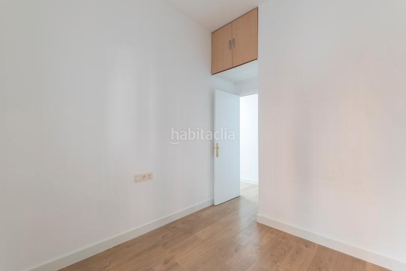 Foto bee690f7-5e8c-4316-a33b-63d72ae1f013. Piso  reformado con terraza privada en El Poble Sec - Parc de Montjuïc Barcelona
