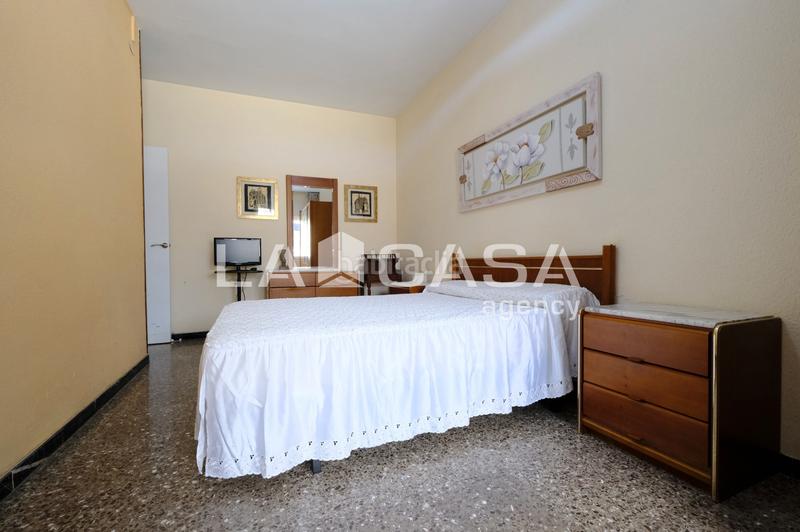Foto 2346ae32-1d6a-4a3d-9c6e-672164762937. Appartamento in Guinardó Barcelona