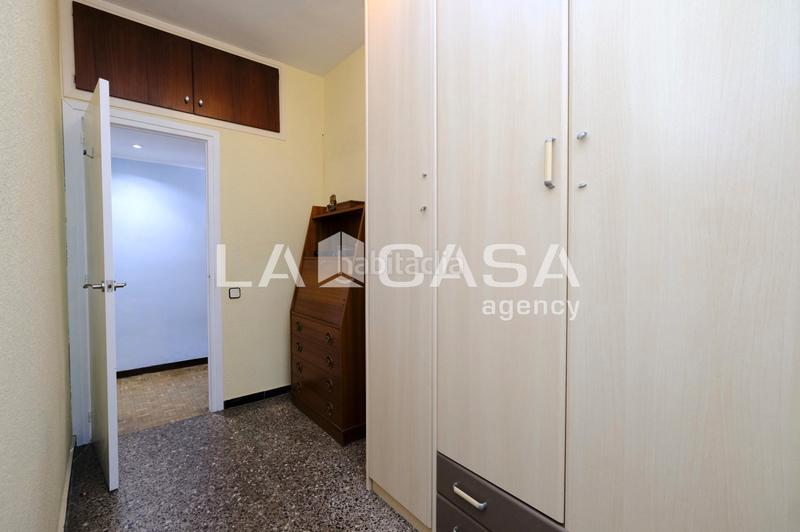 Foto fc068550-a743-4347-8feb-97db0d78b0ba. Piso en Guinardó Barcelona