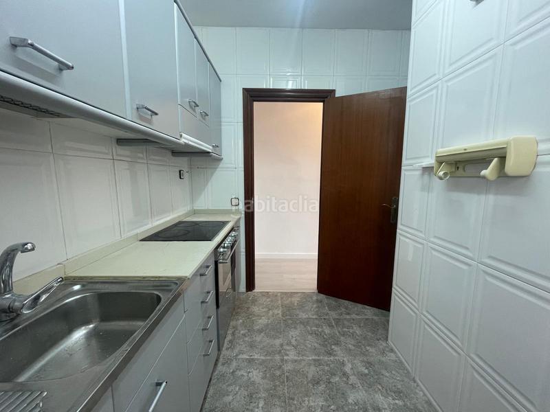 Foto 44864d4c-043b-4b24-ac2f-99ffa24c7947. Piso atico con terraza privada de 13 m en Sant Josep Hospitalet de Llobregat (L´)