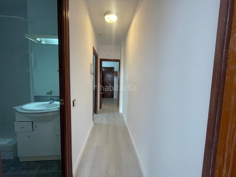 Foto 667fa846-dafa-4895-864f-c82c2184f188. Piso atico con terraza privada de 13 m en Sant Josep Hospitalet de Llobregat (L´)