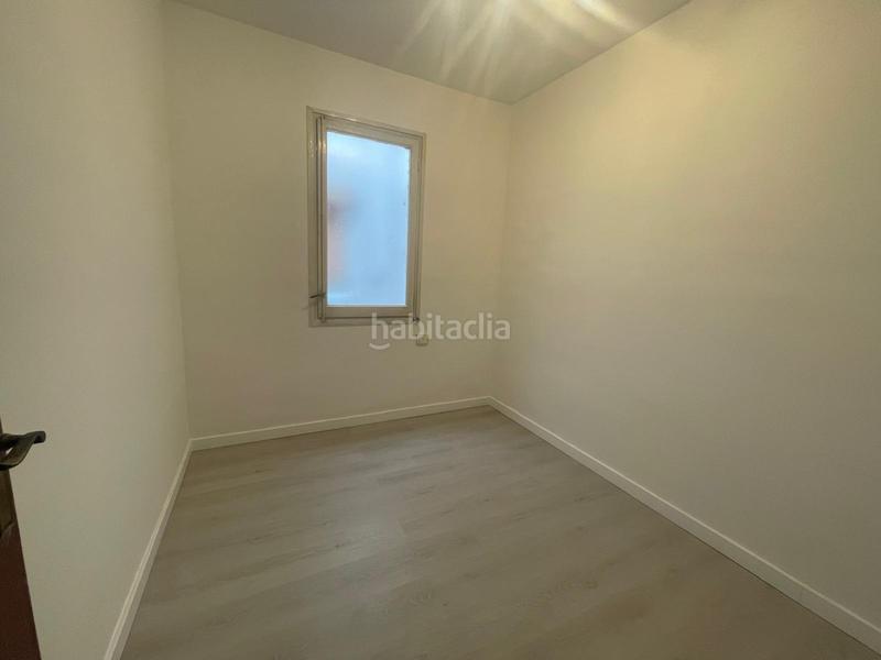 Foto 8fe9ef7b-b742-42ad-8930-bbc6d63446fb. Piso atico con terraza privada de 13 m en Sant Josep Hospitalet de Llobregat (L´)