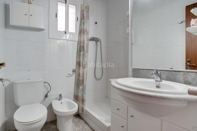 Foto b2a90288-214e-4418-bd2d-78d8c08f7b6a. Piso atico con terraza privada de 13 m en Sant Josep Hospitalet de Llobregat (L´)
