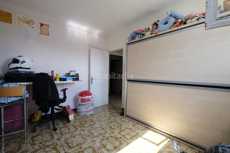 Foto bff8e06f-7d23-475c-b92e-39357bda8be4. Pis a La Verneda - La Pau Barcelona