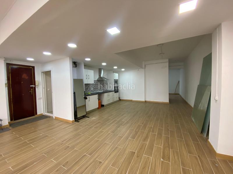 Foto 4063cb75-8a7d-4c19-af2c-c6c7c2016ede. Local commercial dans El Camp de l´Arpa del Clot Barcelona