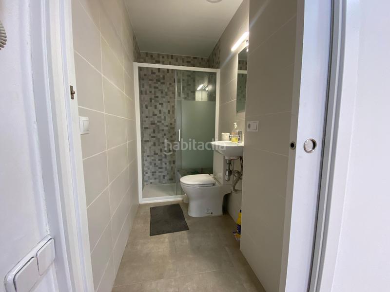 Foto dcbec97b-4a22-4903-904d-24c75ec4020a. Local commercial dans El Camp de l´Arpa del Clot Barcelona