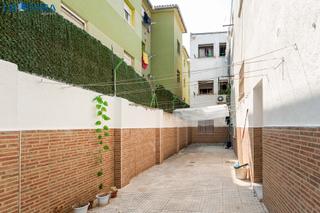 Piso  Calle de la alegría. Bajo exterior en calle de la alegría  luz, espacio y conexiones
