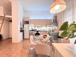 Loft  Carrer de guasch. Loft reformado  no dispone de cedula de habitabilidad