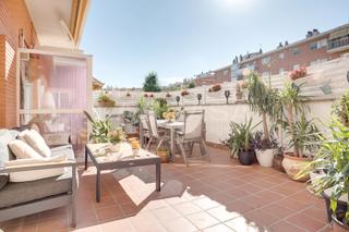 Rez-de-chaussée à Canovelles. Terraza privada de 40 m