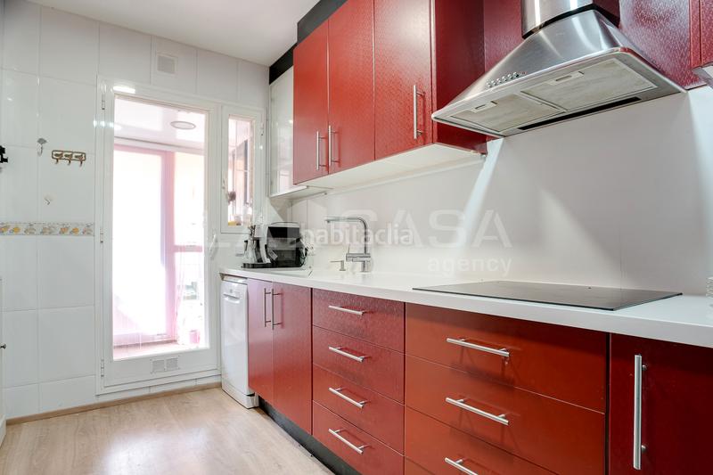 Foto d4c15e09-b490-49ba-9d41-c7104d498eb5. Piano terra con parcheggio piscina in Canovelles