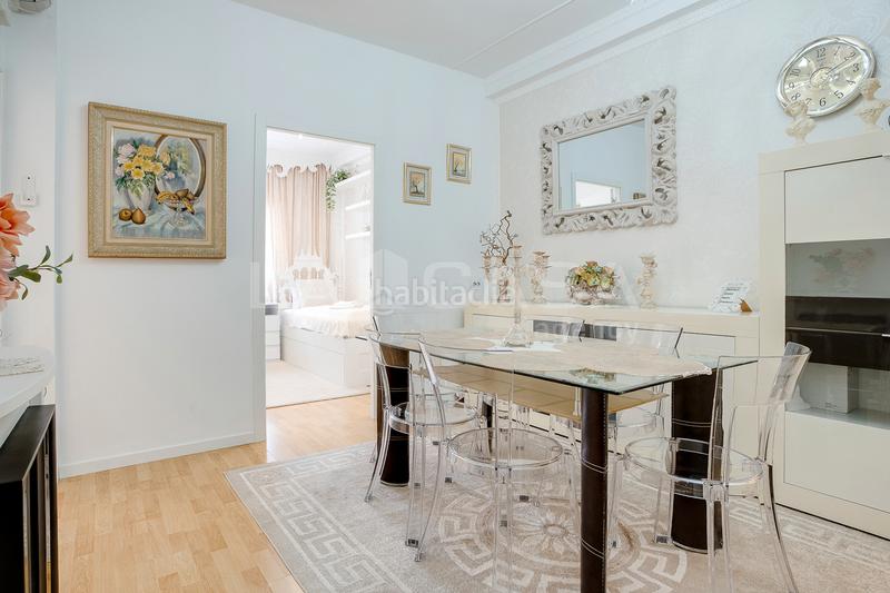 Foto 0b9add8a-7282-45c9-8e97-a4fcc74e5ae9. Ground floor with parking in La Salut Badalona