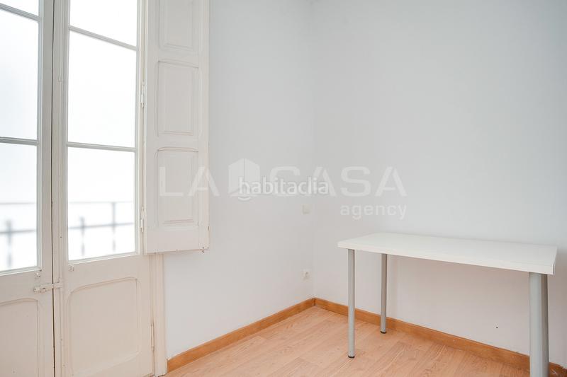 Foto dbf6a80a-27e5-48a9-9315-b2e3a0696e5c. Appartamento con riscaldamento in Sagrada Família Barcelona