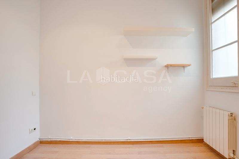 Foto cfaf40f6-0453-435f-a489-863c19da339f. Appartement avec chauffage dans Sagrada Família Barcelona