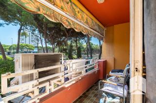 Appartement  Autovia de castelldefels. Encantador piso en gavà mar, a pasos de la playa