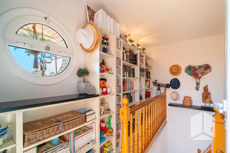 Foto 7834b21b-50a5-4939-91f0-45f6a794a8eb. Duplex with parking pool in Baixador Castelldefels