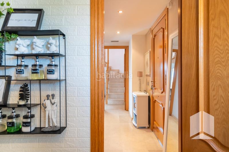 Foto 8d22606c-c993-4742-a1ac-057c288dd22d. Duplex with parking pool in Baixador Castelldefels