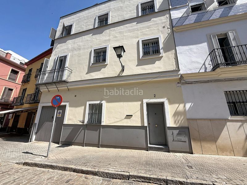 Foto 43cd7700-6476-46a3-87fa-cda750f57ef9. Àtic amb aparcament a Feria Sevilla