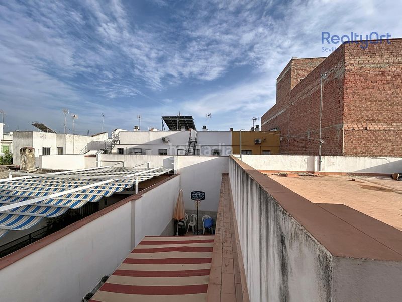 Foto 56d709ec-bb51-4f22-9622-20ab77a59689. Casa adossada a Bellavista Sevilla