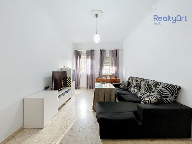 Foto 67ecd28e-d837-4238-b8a0-feefa72772f8. Casa adossada a Bellavista Sevilla