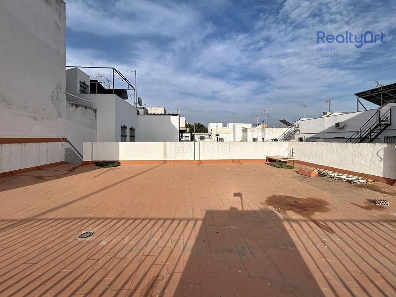 Foto 9a54a62f-0ec3-45d5-be73-84008b6138c9. Casa adossada a Bellavista Sevilla