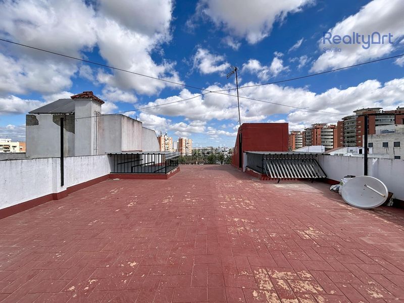 Foto 04926163-94a5-4454-bd4c-5e979ba1fa2e. Pis a Bellavista Sevilla