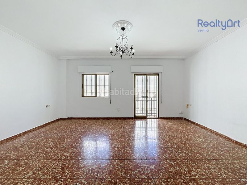 Foto 583bea3a-54ca-4c87-9d32-86843538ac58. Pis a Bellavista Sevilla