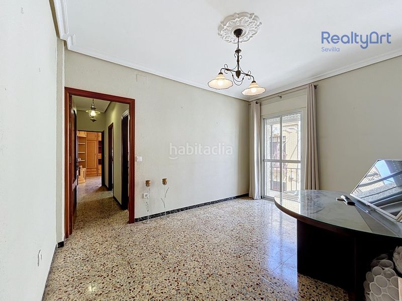 Foto 5c1e84a6-82bf-49d4-8b7d-1bfbc596d708. Casa amb aparcament a Bellavista Sevilla