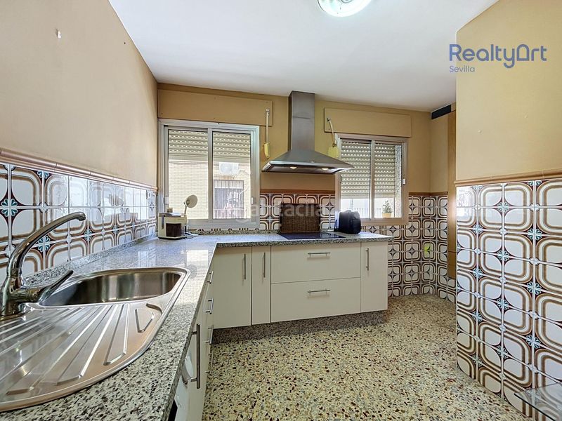 Foto 83588b44-9564-4b25-a766-e9fd711774bb. Casa amb aparcament a Bellavista Sevilla
