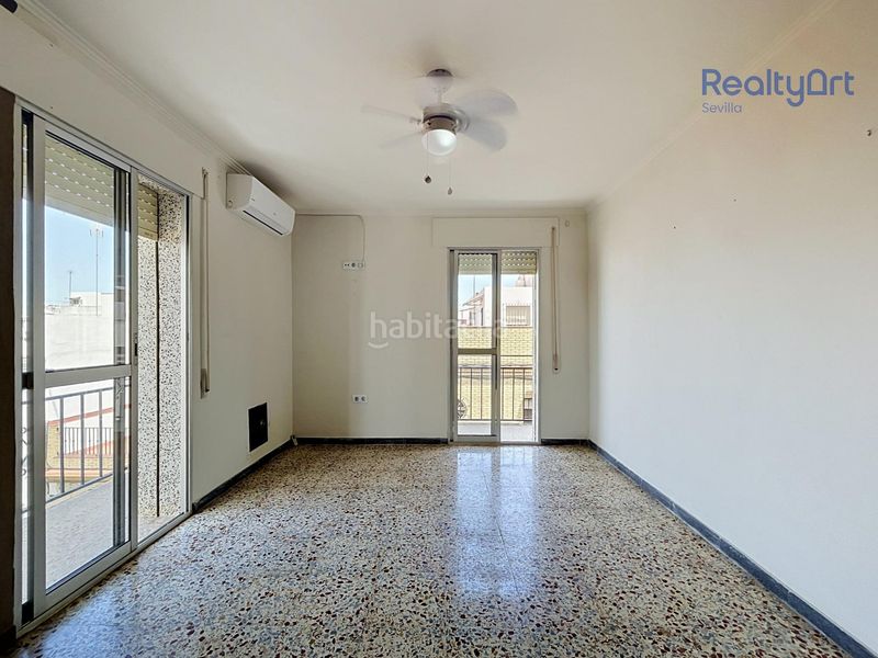 Foto b8a0dae2-758d-45c9-8a14-d0efdc825a86. Casa amb aparcament a Bellavista Sevilla