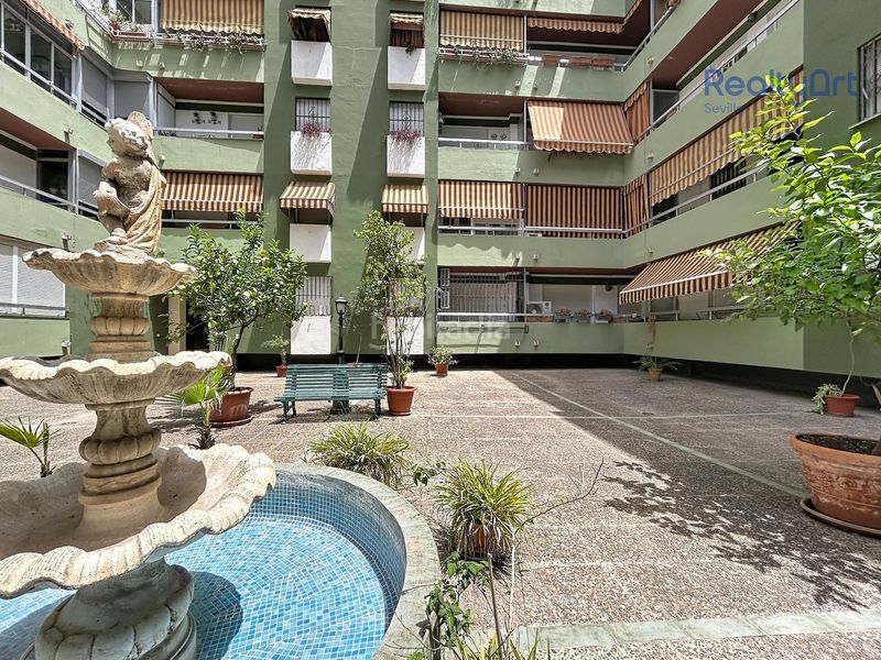 Foto 1a36ae35-cbd6-4ab1-bd46-b035cdb12f19. Pis a Triana Este Sevilla