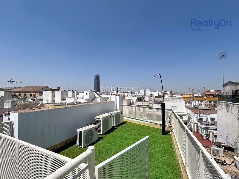 Foto 1022fa93-62f3-4c8f-90e9-63a61ad8d4fb. Dúplex duplex atico centro en San Vicente Sevilla