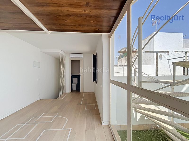 Foto e71589e4-0bda-46be-90fe-e0c804a39e4f. Dúplex duplex atico centro en San Vicente Sevilla