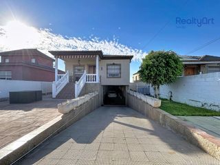 Xalet  Urbanizacion casquero - calle b. Chalet en urbanización casquero con piscina