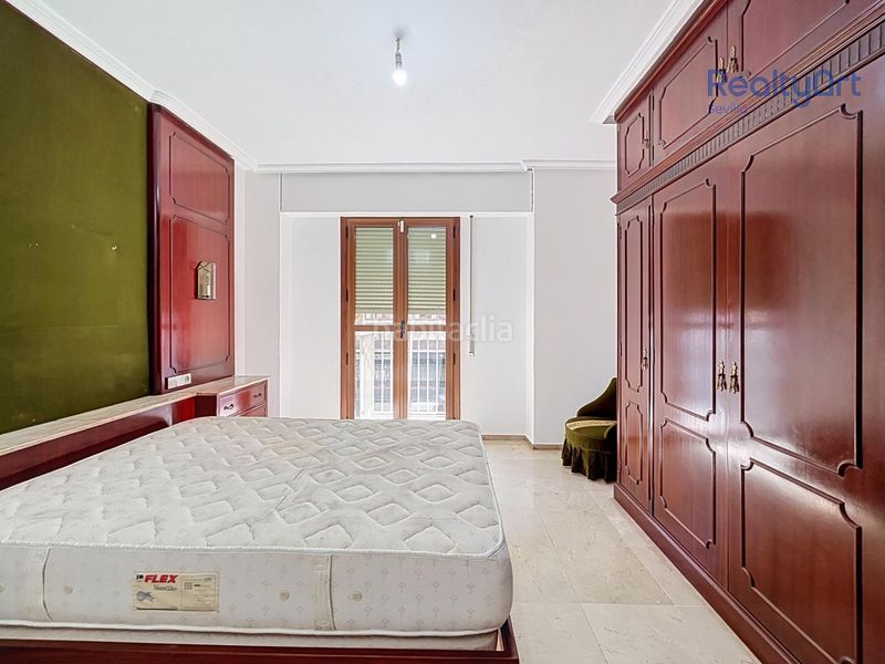Foto b35f847b-c238-40aa-8d8a-c8c3f1fd8b5f. Piso  calle arjona en Arenal - Museo Sevilla