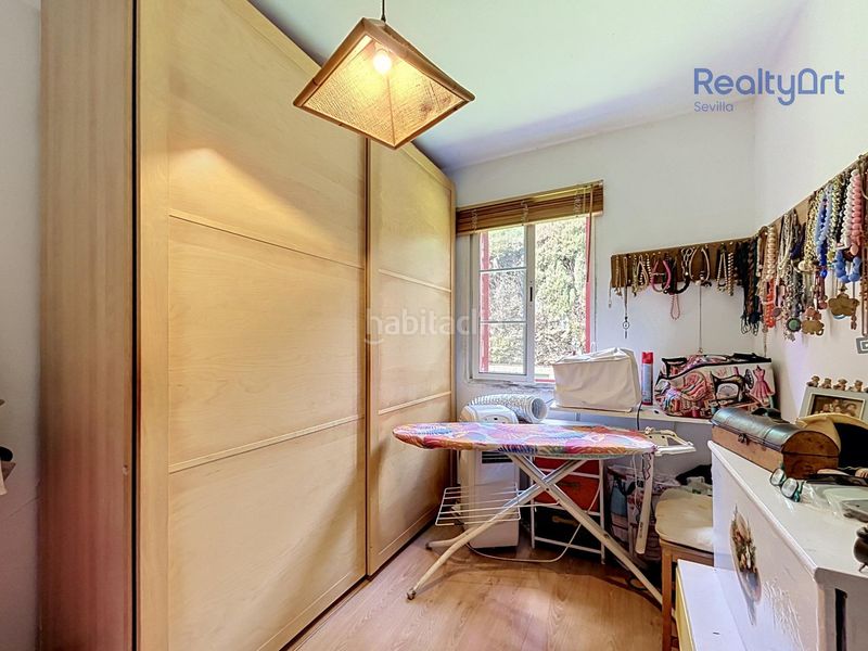 Foto 2a978da2-f4c0-4b13-82e7-9438855f2a28. Chalet  en cerros en cerros de Montequinto Montequinto