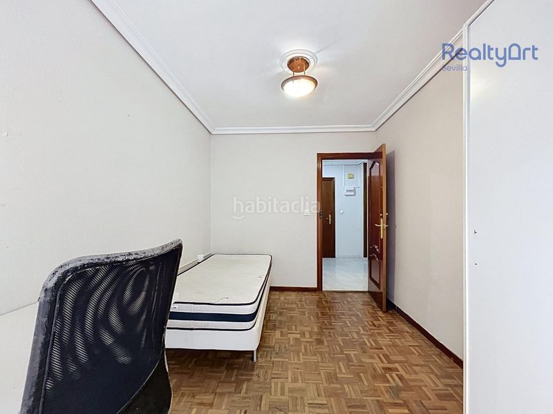 Foto ceb70c66-4a5e-46d7-a99d-b26cd98122cc. Pis a Triana Este Sevilla