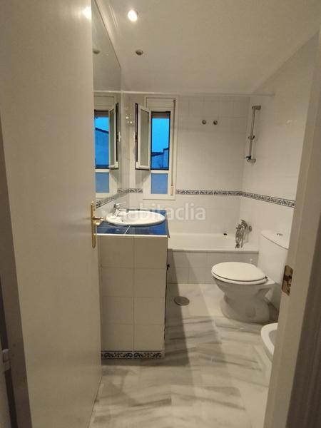 Foto 41d97836-0114-4f99-8096-b1fb21190685. Location appartement avec chauffage parking piscine dans Camas